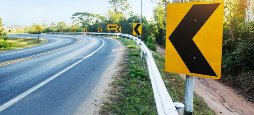 the-importance-of-road-signal-boards-in-road-safety