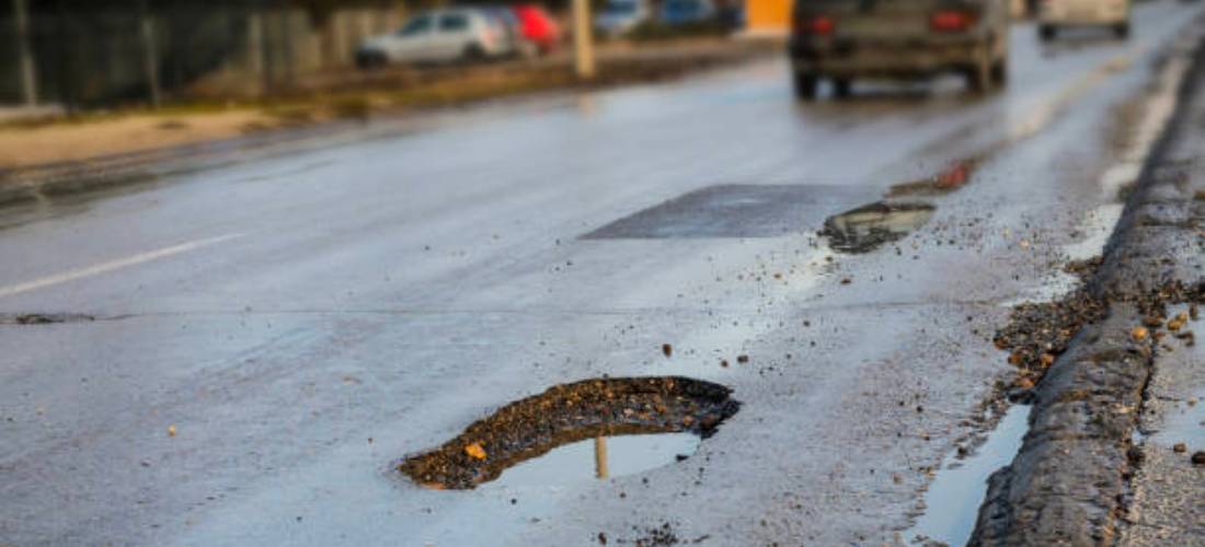 Rain cause potholes and can you rectify it with pothole filling material