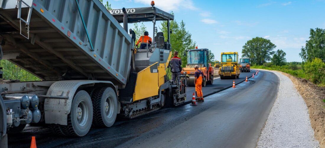 Safety First: Best Practices in Handling and Storing Industrial Chemicals | Bedrock Chem Infra